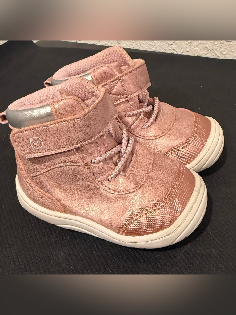 STRIDE RITE Boots in shimmering rose Gold 3